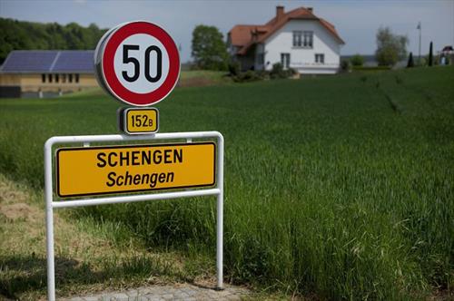 Еврочиновники хотят изменить правила получения Шенгенских виз