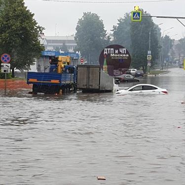 Путь в «Шереметьево» неожиданно оказался водным