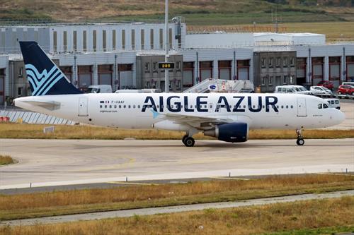 Aigle Azur отменила все рейсы прямо сразу