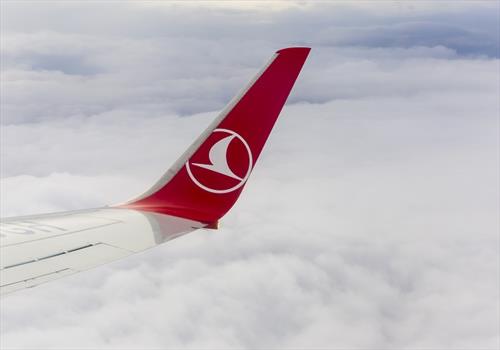 Turkish Airlines начнет полеты в Анталию из С-Петербурга раньше