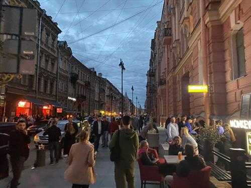 В бары - можно, на фудкорты – нельзя