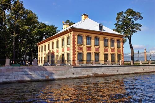 В C-Петербурге вновь откроется Летний дворец Петра I