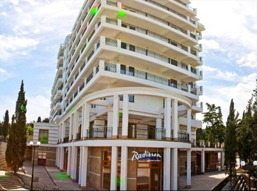 Отель Radisson в Алуште продолжит функционировать