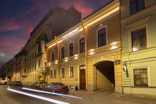 Тайны городских особняков Санкт-Петербурга раскрывают сьют-отели
