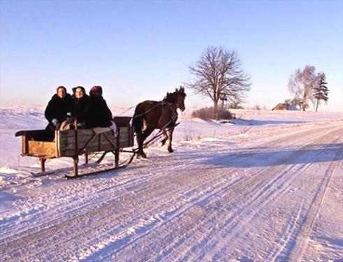 Соблазны России: с туристами пойдет вереница каторжан