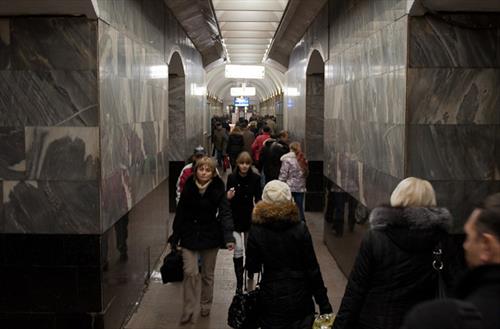 В московском метро объявили воздушную тревогу