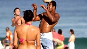 Палатки на пляжах Бразилии туристам могут пригодиться