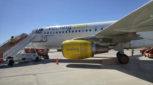 Vueling отменяет рейсы в С-Петербург и Москву