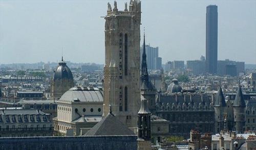 В Париже для туристов открывают башню Сен-Жак