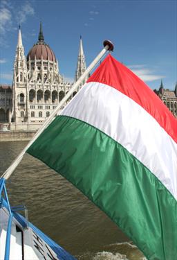 Премьер Венгрии рубит «правду-матку» о мигрантах