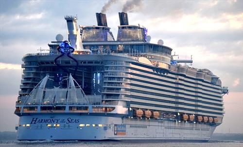 На Harmony of the Seas убило человека