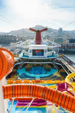 Carnival объявила об отмене круизов на Carnival Vista