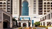 Бирюзовые воды отеля Ajman Saray, A Luxury Collection 5*