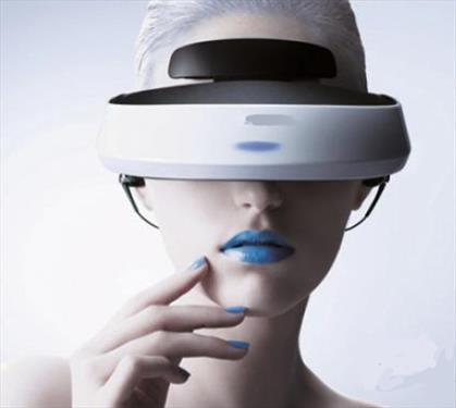 VAM Tour дал агентам попробовать очки виртуальной реальности