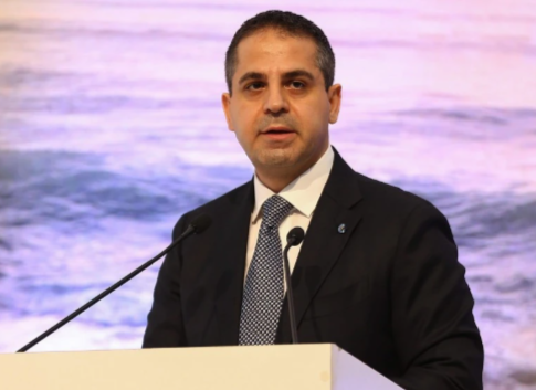 Будущее не строится на негативе